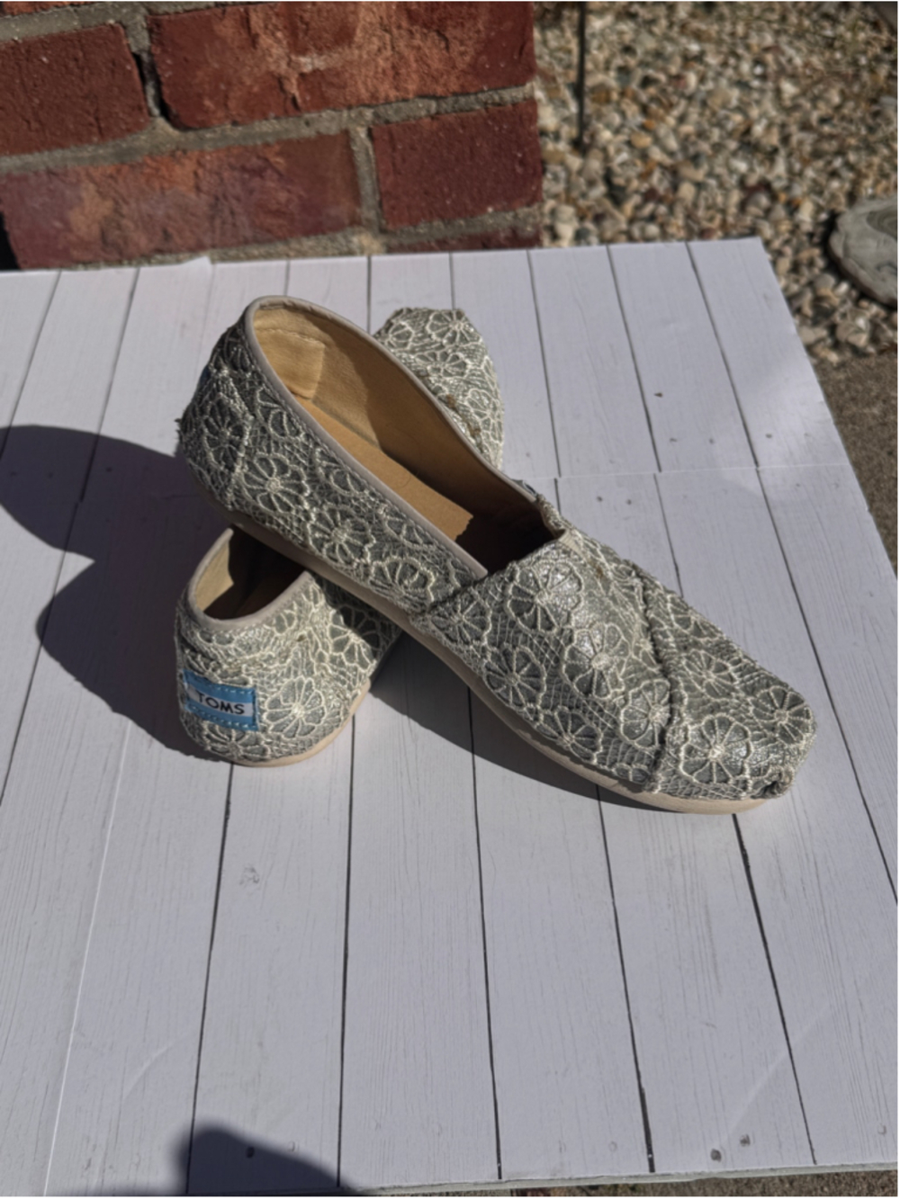 Women's TOMS Lace Floral Flats Shoes silver